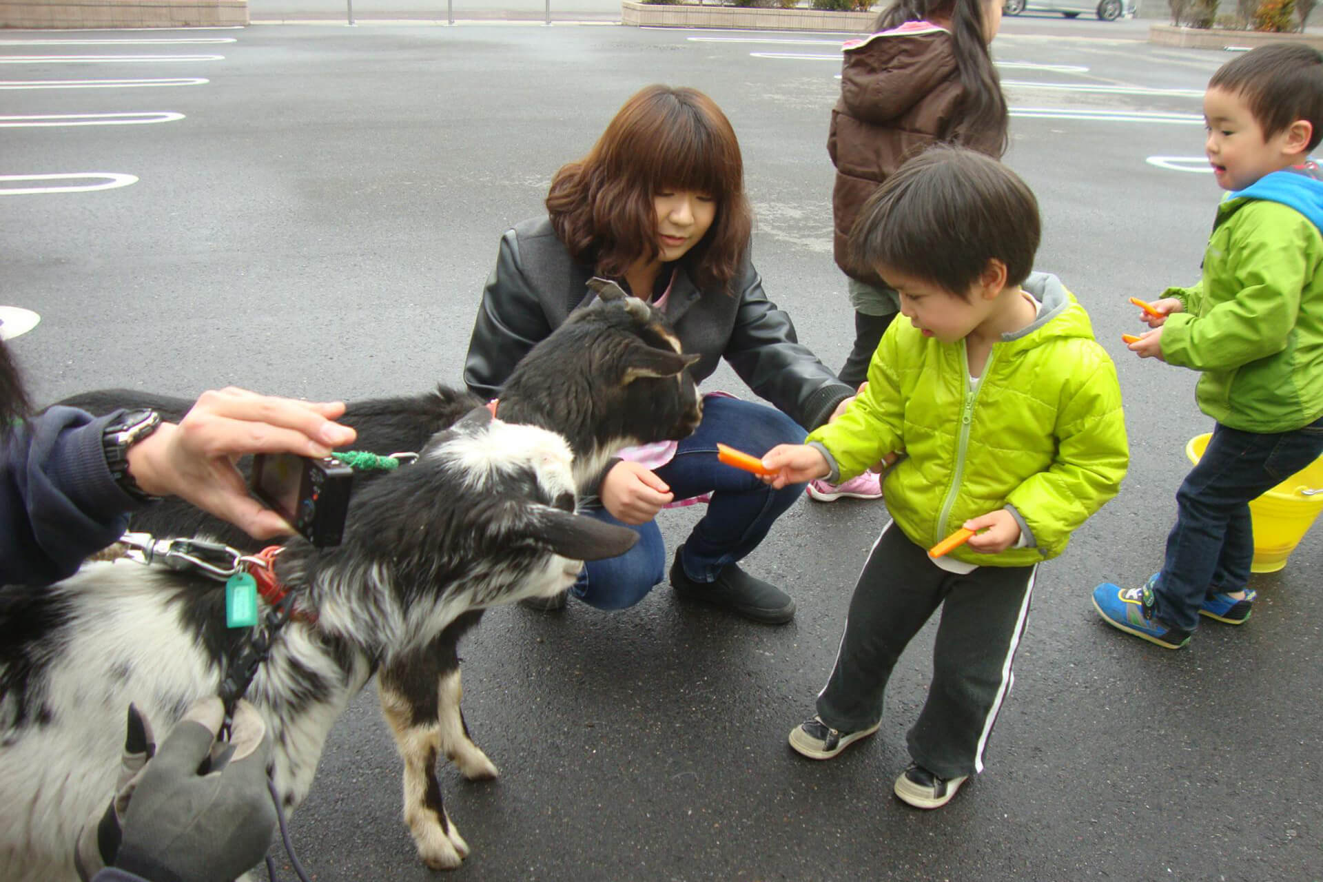 移動動物園 公益財団法人ハーモニィセンター